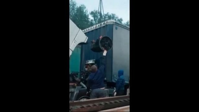Выездной ремонт коробки на трассе смотреть онлайн
