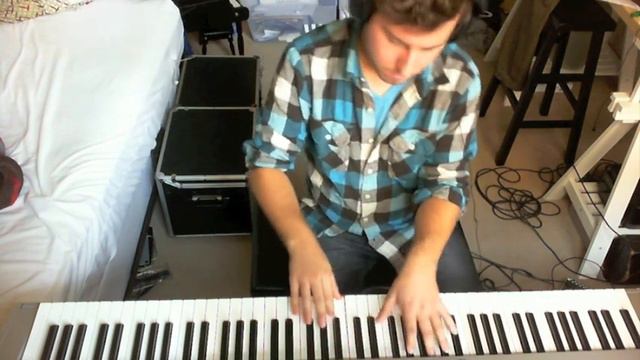 VENUS - LADY GAGA - PIANO COVER смотреть онлайн