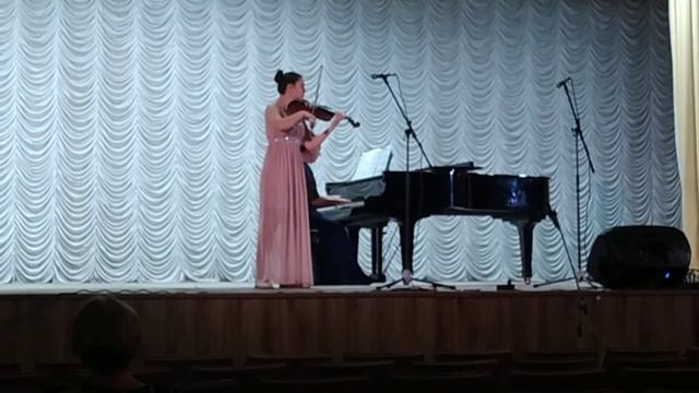 Й.Брамс "Созерцание". Солистка Людмила Семенова, концертмейстер Оксана Яруллина смотреть онлайн