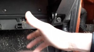 Замена отопительного вентилятора (электро-двигателя), резистора (реостата)  Лада Калина 2 (Ваз 2190