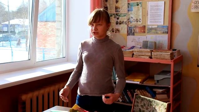 Страна читающая — Полина Моисеева читает отрывок «Необычайное приключение...» В. Маяковского смотреть онлайн