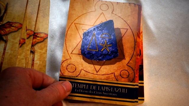 REVIEW DE L'ORACLE D'ISIS смотреть онлайн