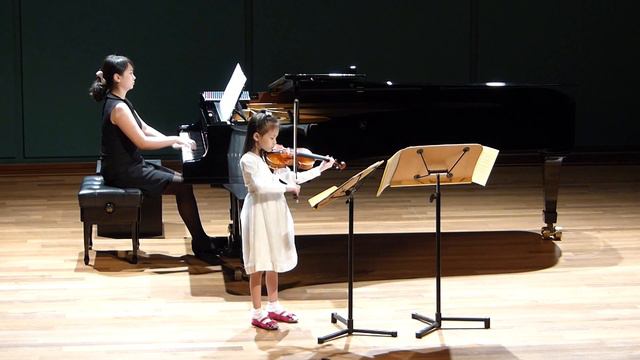 François Schubert, Bagatelles, Op13 (The Bee) смотреть онлайн