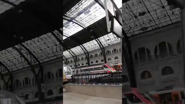 Французский вокзал в Барселоне смотреть онлайн