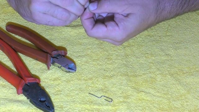 Безузловая застежка из скрепки смотреть онлайн