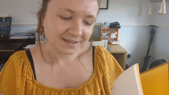 "It is a truth universally acknowledged"...BOOK ASMR is tingly ✨ смотреть онлайн
