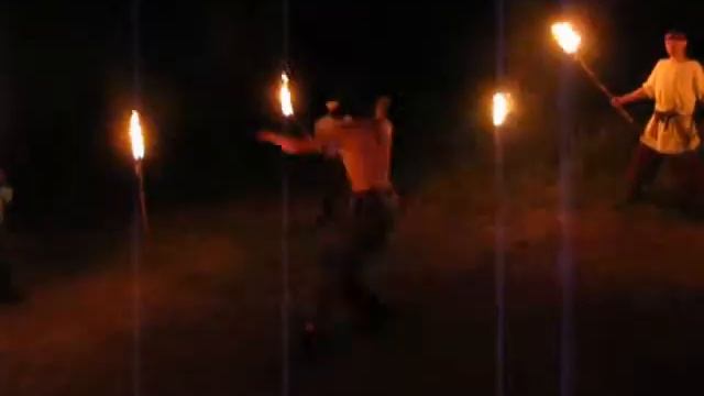 Шабры 2009. Даос с двумя мачетами.avi смотреть онлайн