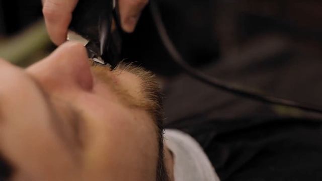 Стрижка мужская в TRUE смотреть онлайн