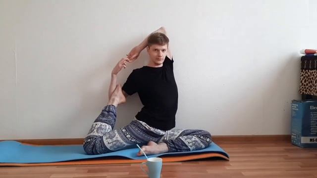 Как заниматься йогой на карантине правильно. Советы эксперта. смотреть онлайн