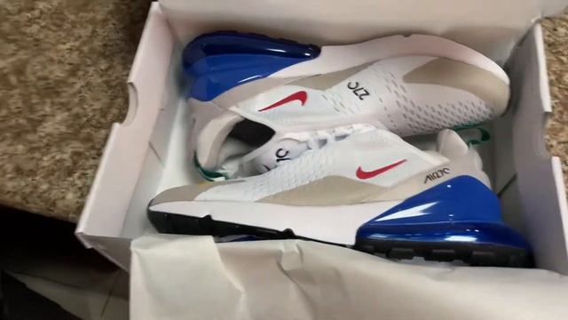 Nike Airmax 270 | Unboxing | White & Blue смотреть онлайн