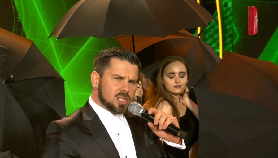 Интарс БУСУЛИС - ЗОНТИК