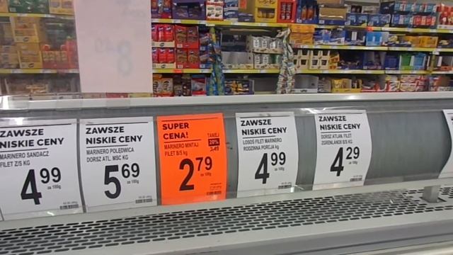 Заглянули в Продмаркет.Цены.Кухня в отеле ,винтажная мебель в комнате отдыха. смотреть онлайн