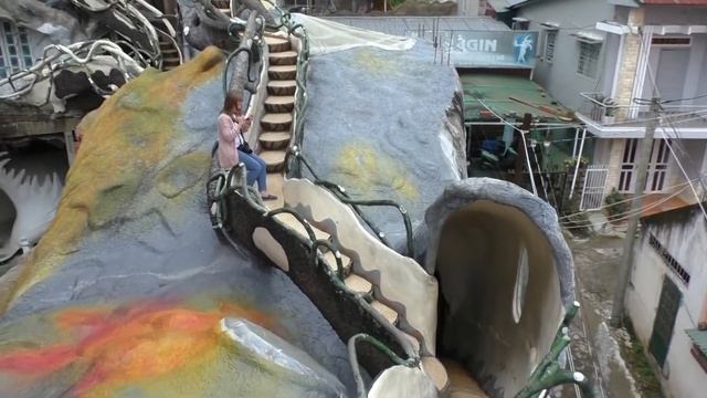 Фантасмагория.. отель Crazy house (Ханг Нга Вьетнам) смотреть онлайн