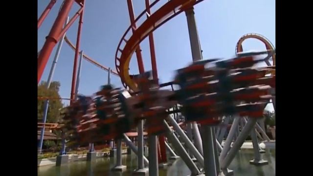 Cartoon Network's WEIRD Rollercoaster Game Show смотреть онлайн