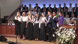 "Куда, человек суеты и греха, направляешься?" - Группoвое пение