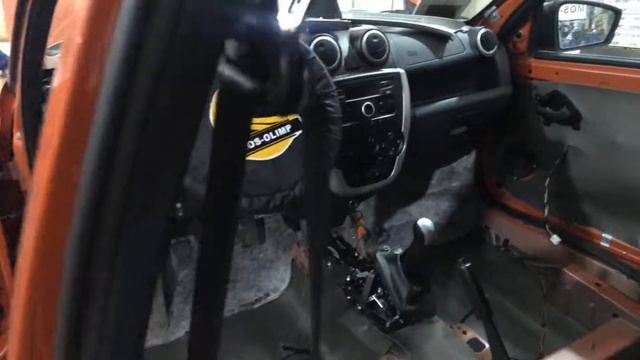 Нанесли второй слой в Лада Гранта, это недорогой сплен (изолон) - теплошумопоглящающий материал смотреть онлайн