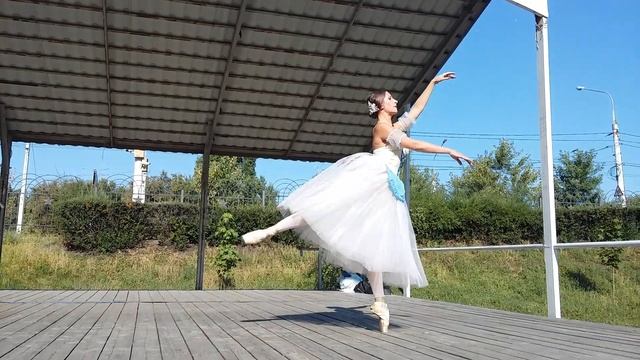 Жизель вариация - балерина Маргарита Андреева смотреть онлайн