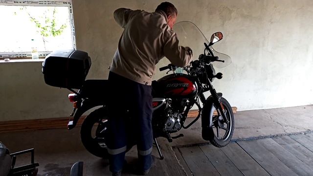 Bajaj Boxer 150 / витрата пального/ смотреть онлайн