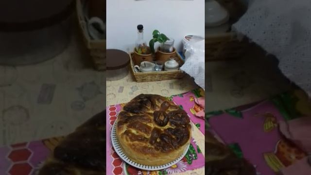 Первый  сдобный пирог с яблоками на закваске  Левито Мадре