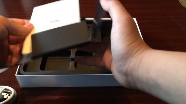 2013 13'' Retina MacBook Pro Unboxing & First Look! смотреть онлайн