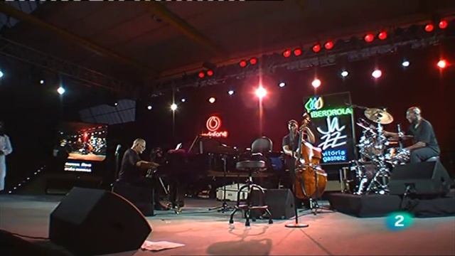 Joe Sample & Randy Crawford - Rio de Janeiro Blue смотреть онлайн