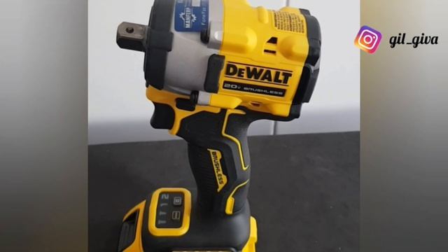 A SUV DAS CHAVE DE IMPACTO-DEWALT DCF922 20V ATOMIC Brushless