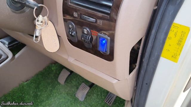 mahindra bolero backlight dim problem | mahindra bolero turn indicator not working | bolero fuse смотреть онлайн