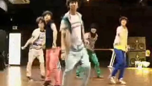 Shinee Magic Dance (ver. Hyori U-Go-Girl) смотреть онлайн