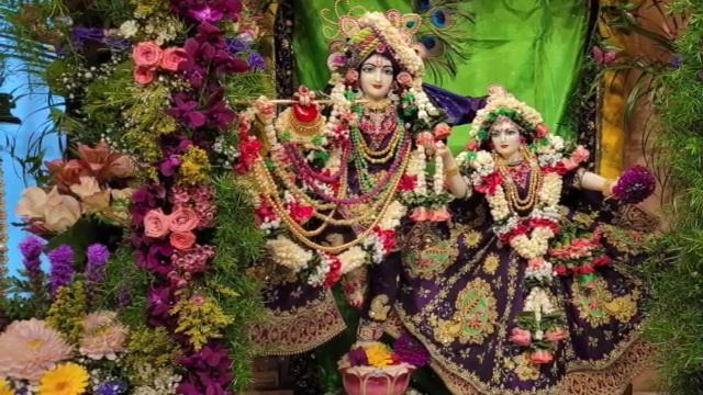 Namaste Vishnu Padaya ISKCON Mangla Aarti Prayer смотреть онлайн