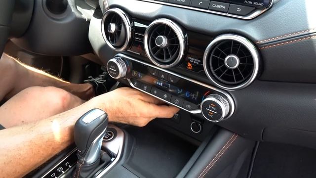 Is the 2021 Nissan Sentra SR a better compact than a Corolla or Civic? смотреть онлайн