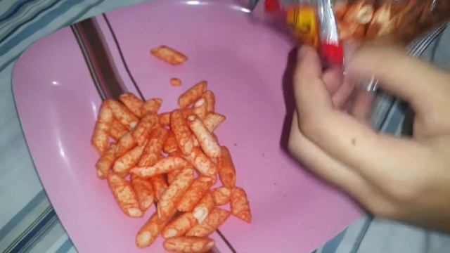 Kolson Slanty jalapeno chips 10rs to 20rs смотреть онлайн