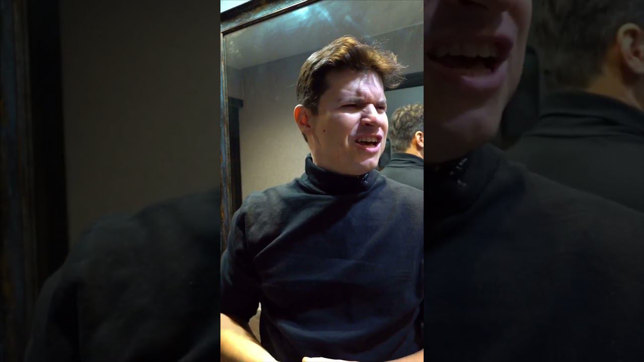 Художник Ревякин - первый в истории человечества! смотреть онлайн