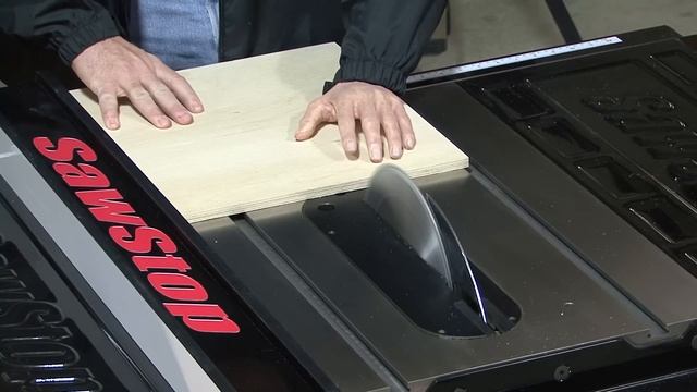 SawStop Finger Cut смотреть онлайн