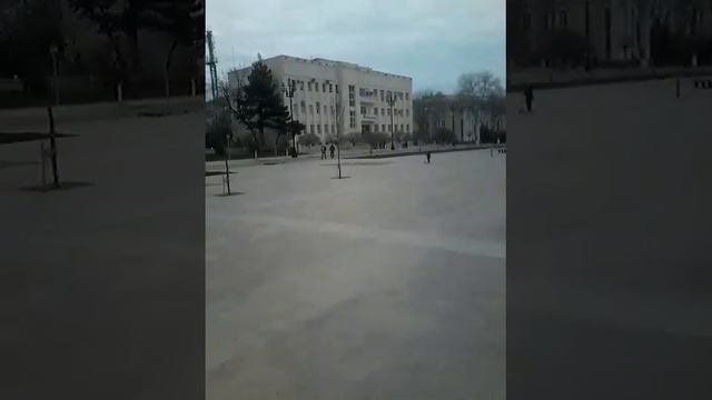 Площадь Ленина город Махачкала.15 марта 2020 г. смотреть онлайн