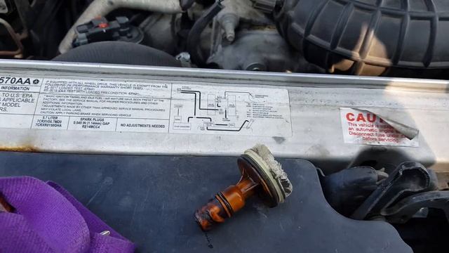 How to Replace PCV Valve on a 5.7 Hemi Chrysler Dodge Magnum смотреть онлайн