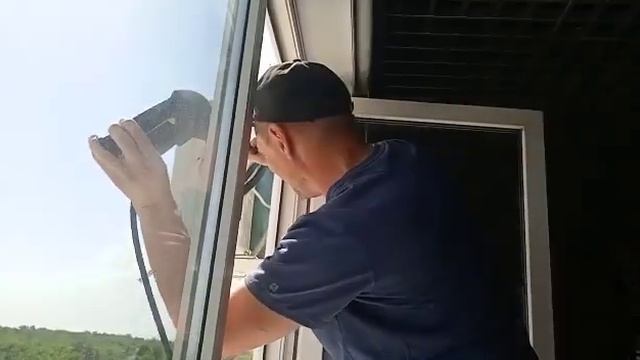 Чистка внешнего блока кондиционера мойкой высокого давления. смотреть онлайн