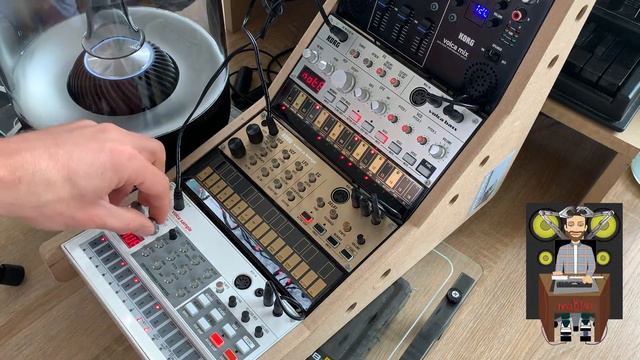 KORG Volca Melodic/Electronic Jam - Keys, Bass, Sample, Mix. смотреть онлайн