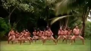 Я бы сразу убежала))) Устрашающий танец племени маори Новая Зеландия