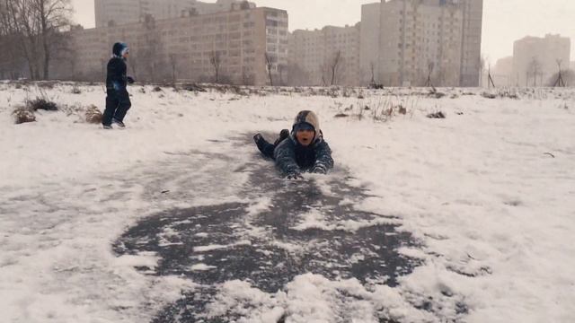Купчино пруд замёрз смотреть онлайн