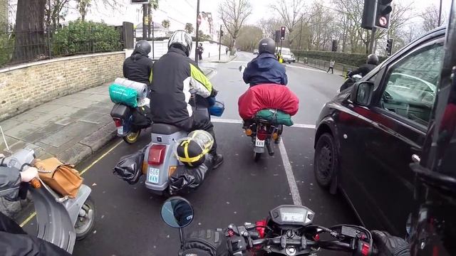 Daily Observations 113 on a Husqvarna Nuda 900R, BMW S1000Rs & Honda MSX смотреть онлайн
