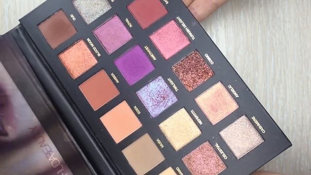 HUDA BEAUTY Desert Dask Palette. Новинка? смотреть онлайн