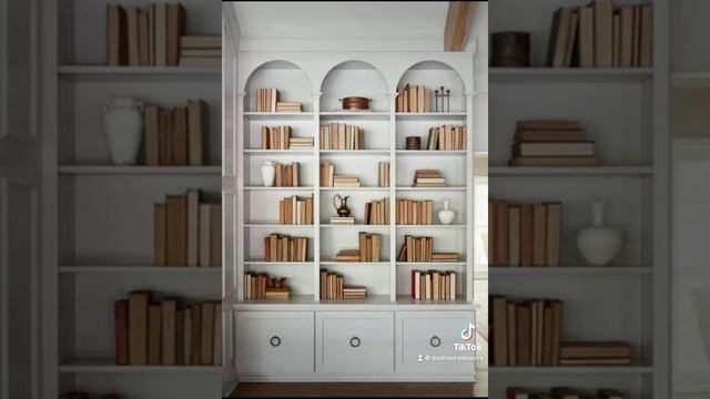 Идеальный книжный шкаф. Декор. Организация пространства #shorts смотреть онлайн