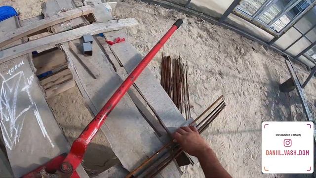 КАК СДЕЛАТЬ ЗАБОР?.КАК СДЕЛАТЬ ФУНДАМЕНТ ПОД ВОРОТА? смотреть онлайн