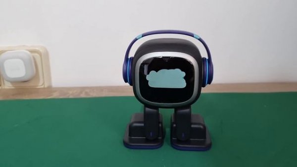 EMO robot (Movement and sound actions TEST)