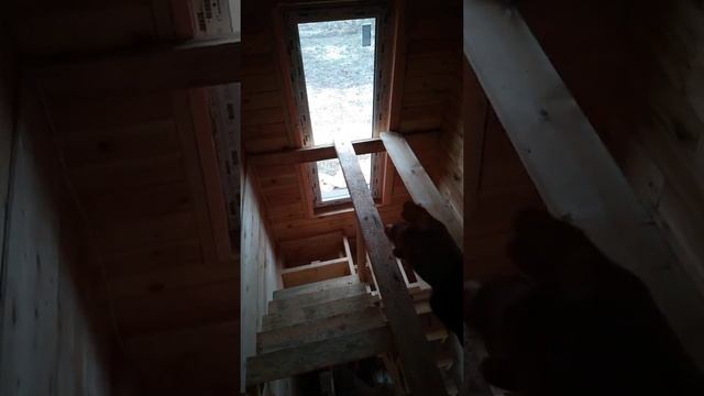 Монтаж потолочного утеплителя в полу мансардном этаже 4 + про пистолет для монт пены. Расшир версия