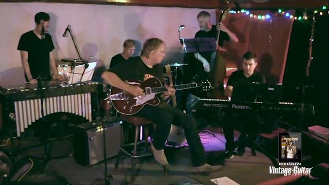 Check out Burnin’ Mike Vernon and the M-Squad doing the theme to “Route 66” смотреть онлайн