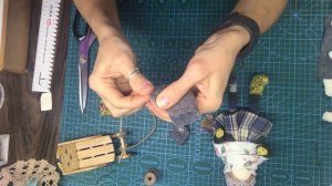 Шитьевые валенки для куклы