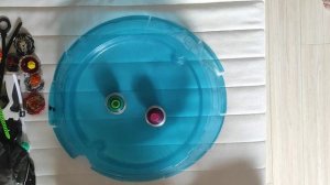 Битва двухуровневых объединенных  волчков инфинити надо ( infinity nado) на арене