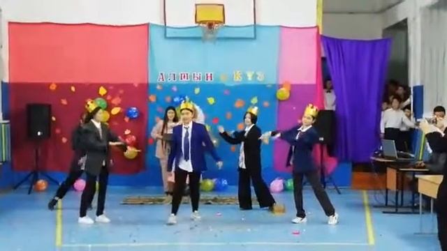 осений балл флешмоб, танец. тайо тайо. принцы и принцесса. смотреть онлайн