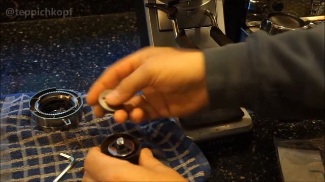 Baratza Sette 270 - Adding 2nd shim to adjust the burr - Coffee Grinder смотреть онлайн